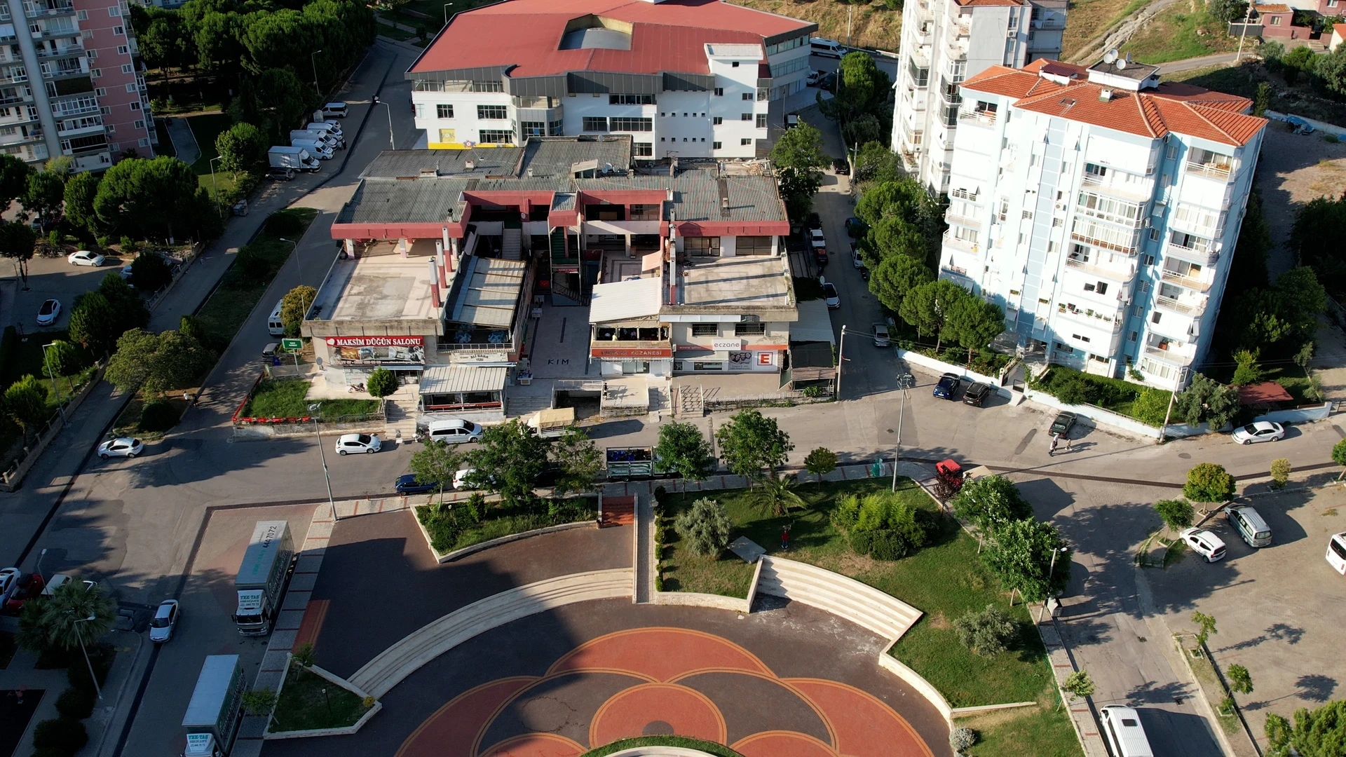 Köse Basında Satılık 185m² Satılık İIsş Yeri