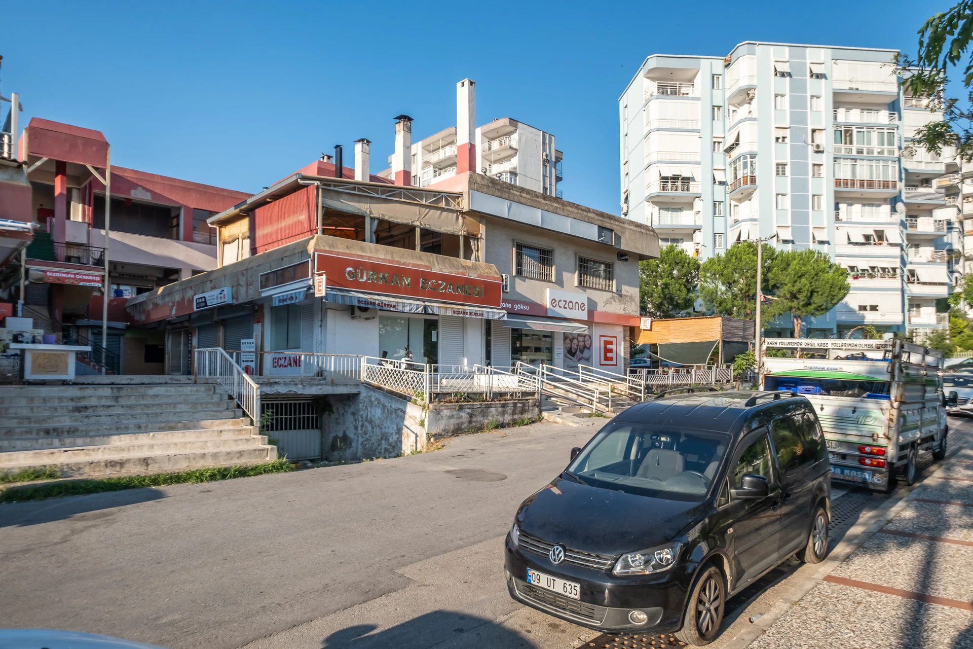 Köse Basında Satılık 185m² Satılık İIsş Yeri
