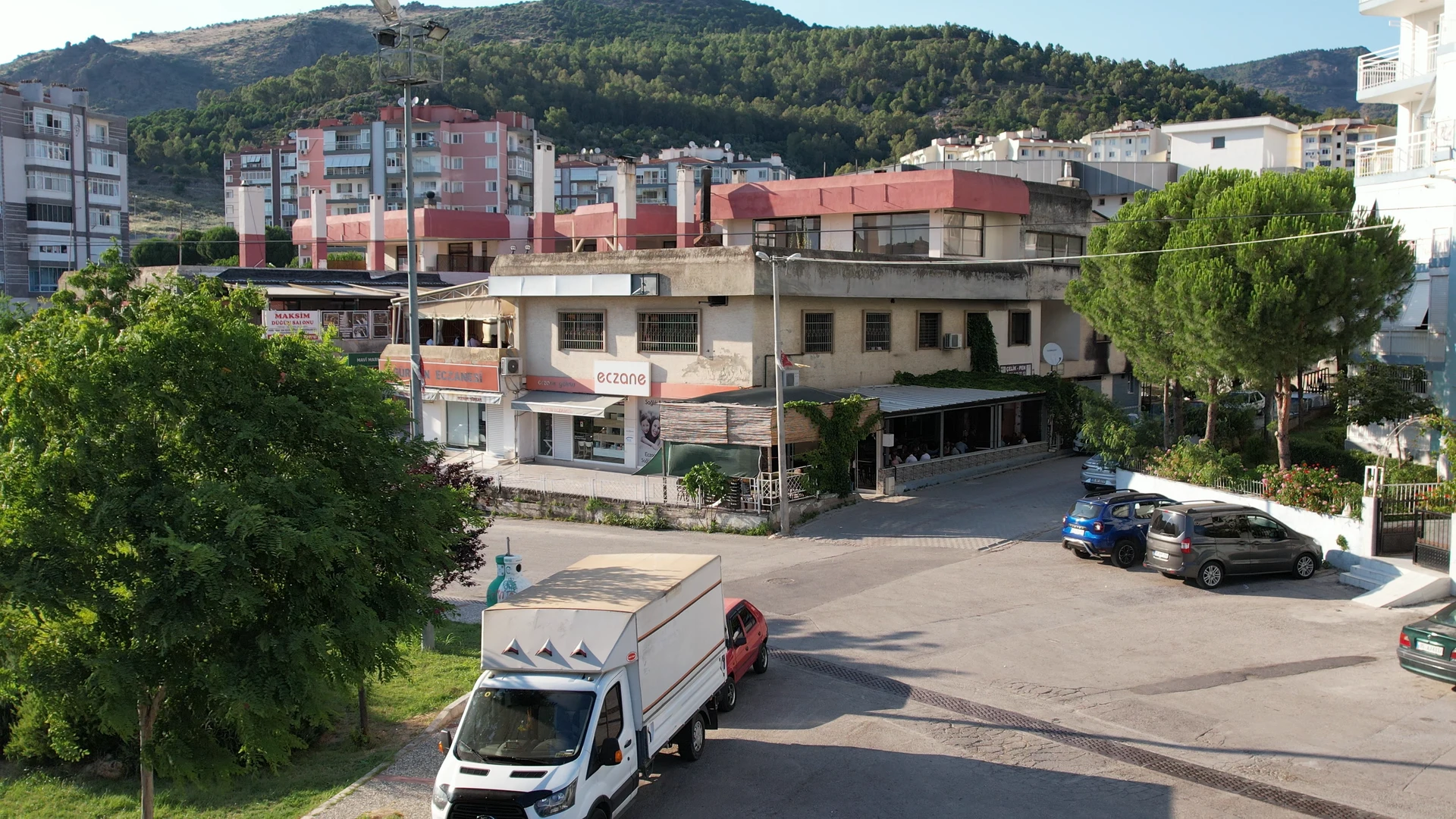 Köse Basında Satılık 185m² Satılık İIsş Yeri