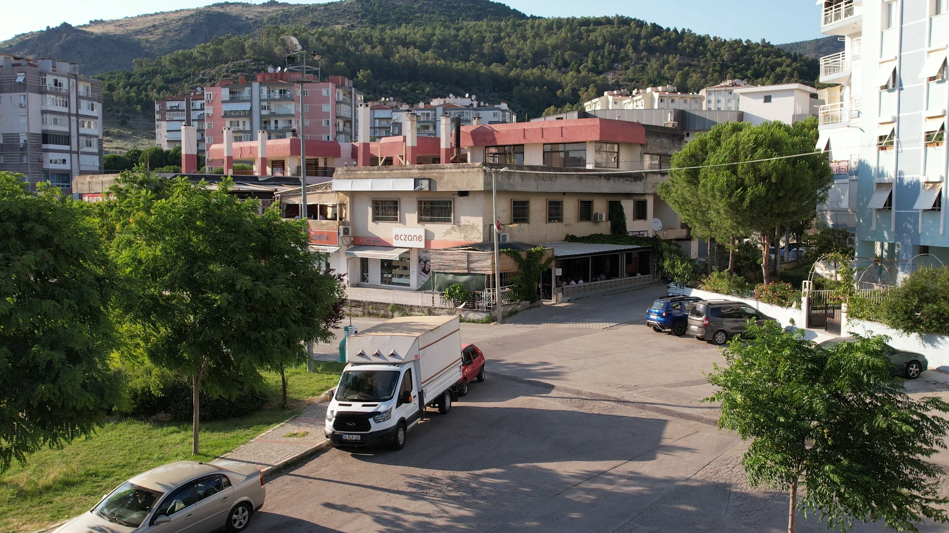 Köse Basında Satılık 185m² Satılık İIsş Yeri