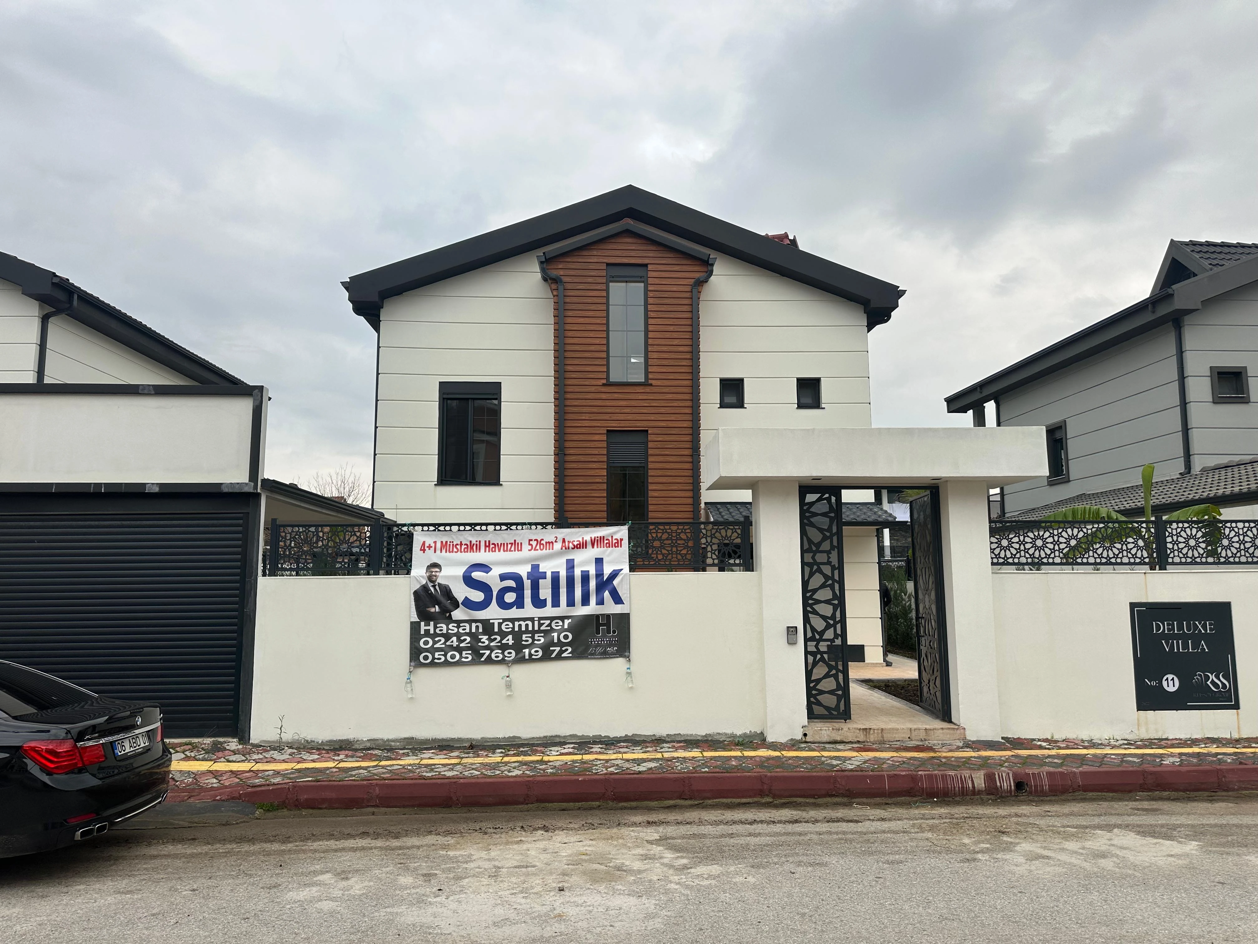 Kemer de Müstakil Havuzlu, 521m2² Arsalı, 295m2² Villa